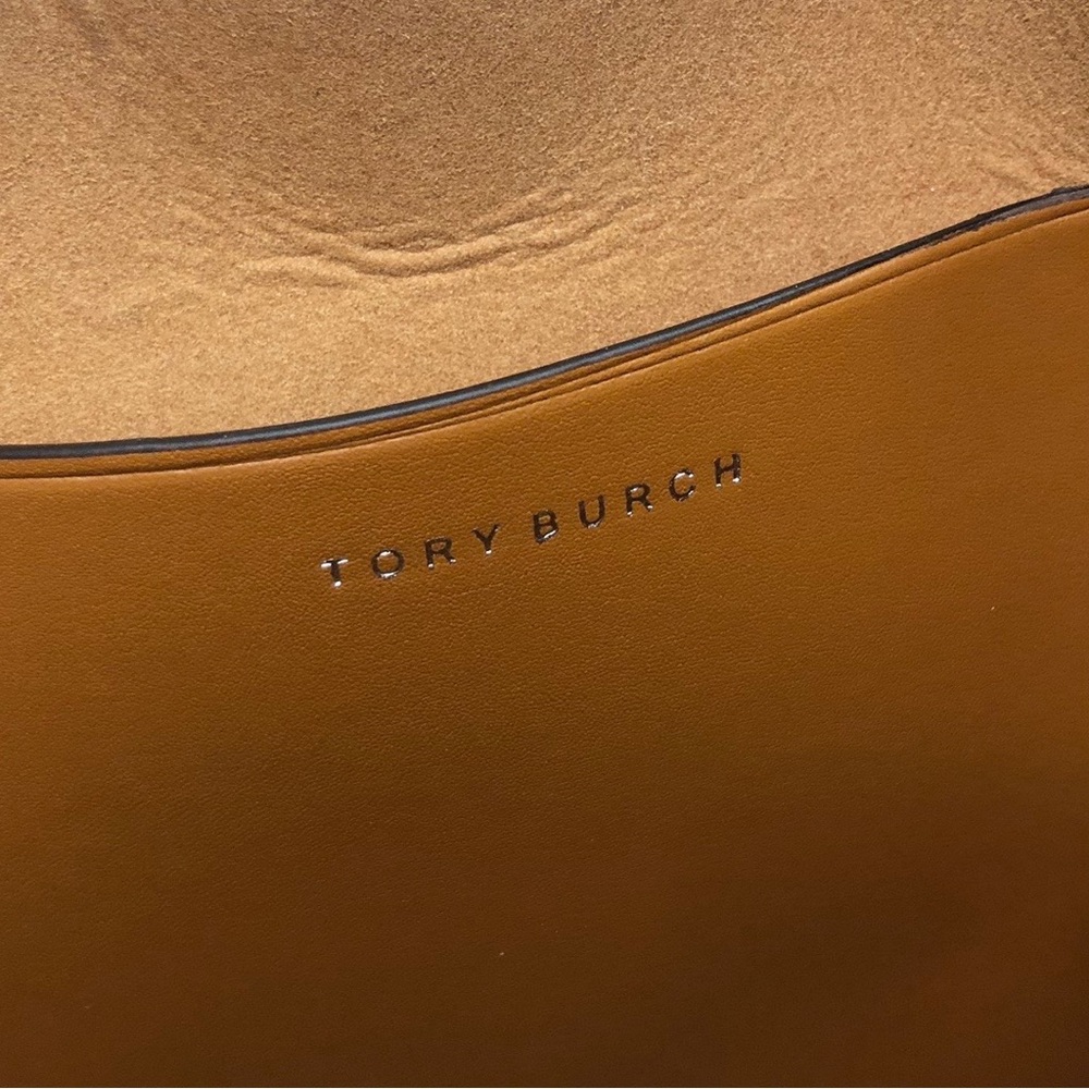 Tory Burch Denim Bucket Bag
Size: 15 * 11.5 * 19 - Picture 8 of 9